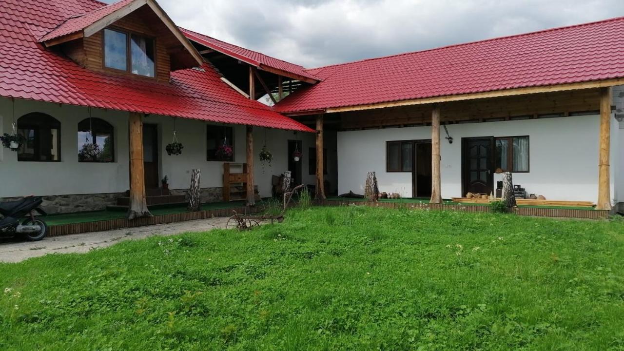 Jugul Taranului Agropensiune Polovragi, Gorj Villa Exterior photo